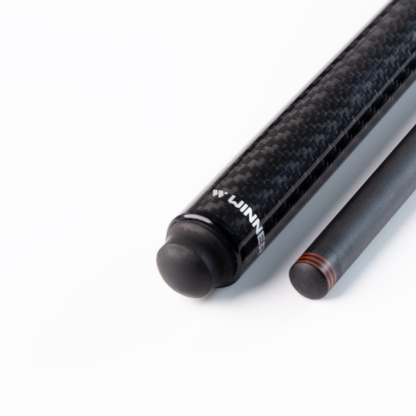 Двухсоставной бильярдный кий для пула Weekend "Winner Carbon - 010" (черный)